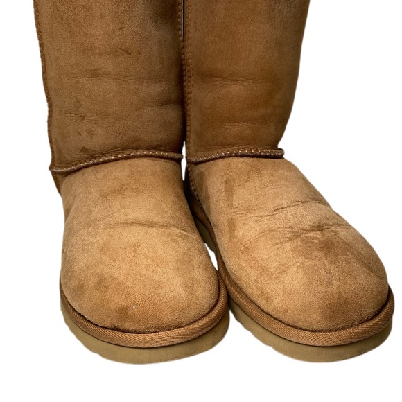 Authentic UGG Classic II Tall Boot Chestnut Suede Genuine Shearling Lined size 8 - Picture 7 of 15
